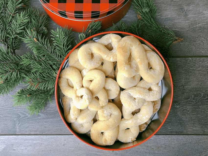 KRINGLA RECIPE FOR TRADITIONAL NORWEGIAN COOKIES