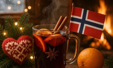 Norwegian Mulled Wine (Gløgg) Recipe